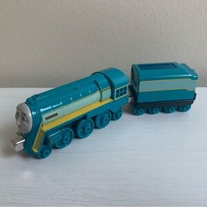 Thomas & Friends Take-n-Play CONNOR with Tender Diecast Magnetic Train 2012